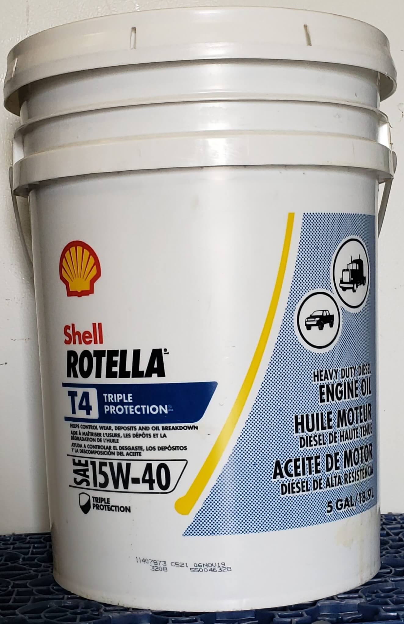 shell-rotella-t4-15w-40-pail-northside-petroleum